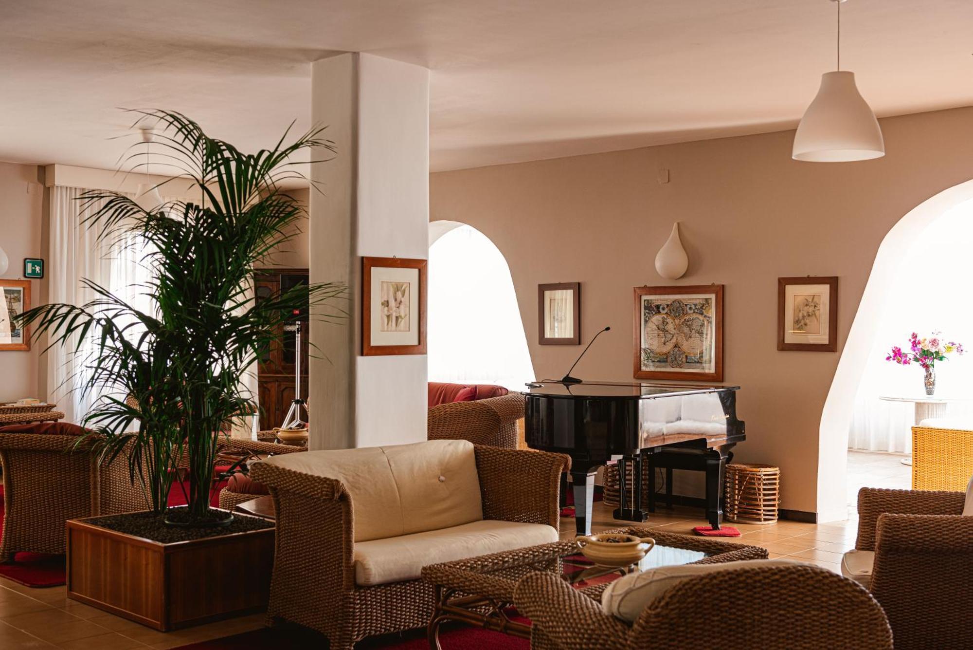 Hotel Degli Aranci ヴィエステ エクステリア 写真