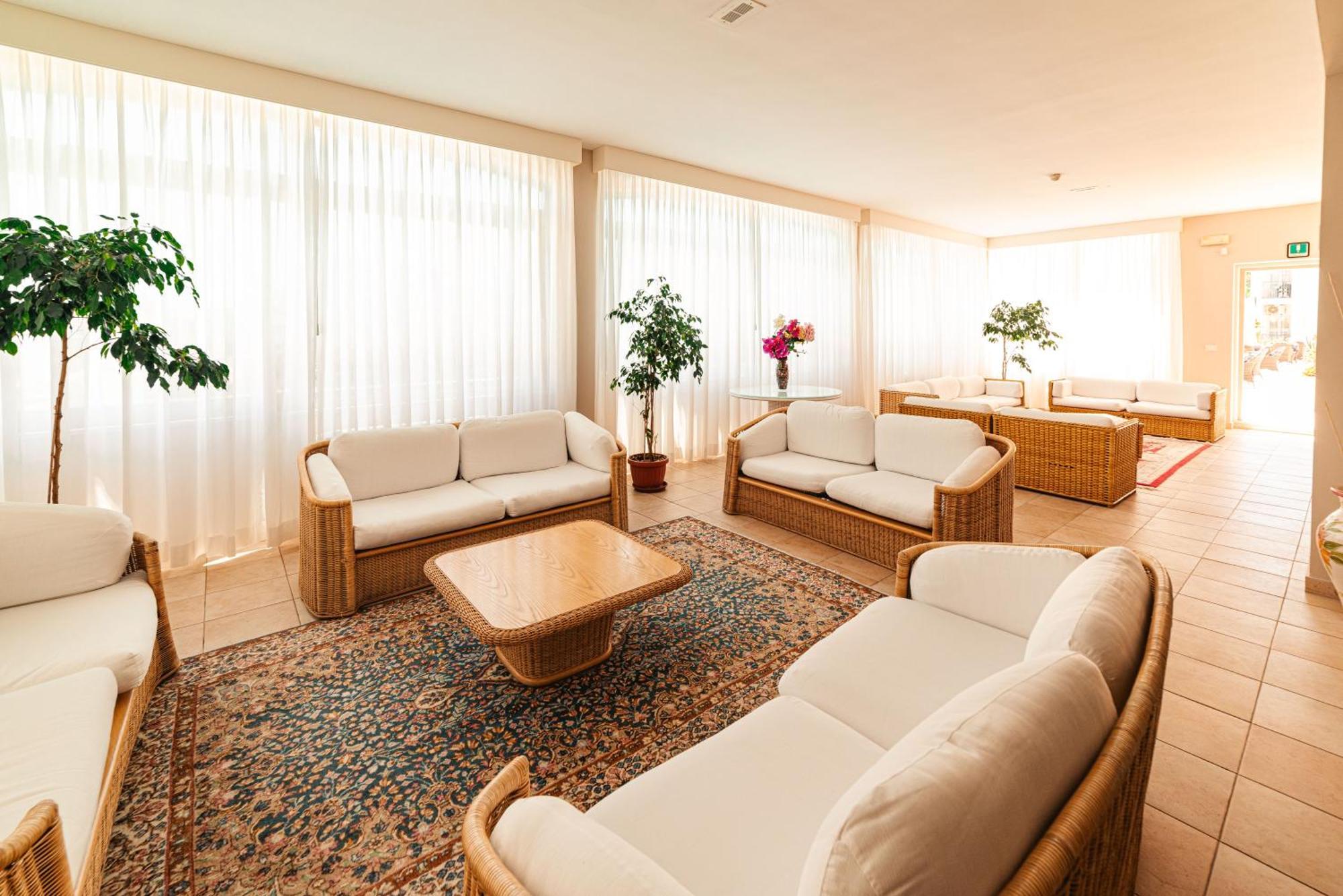 Hotel Degli Aranci ヴィエステ エクステリア 写真