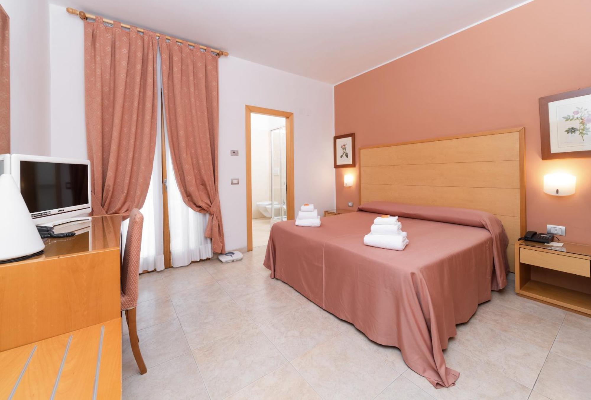 Hotel Degli Aranci ヴィエステ エクステリア 写真